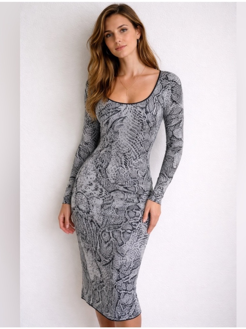 White House Black Market Bodycon Midi Dress